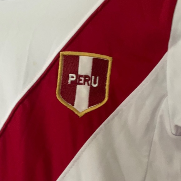 Boys Peru Soccer Jersey, size medium - Picture 2 of 3